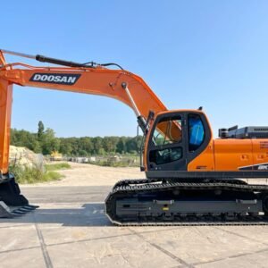 2023 Doosan DX300LCA Excavator - used excavator for sale