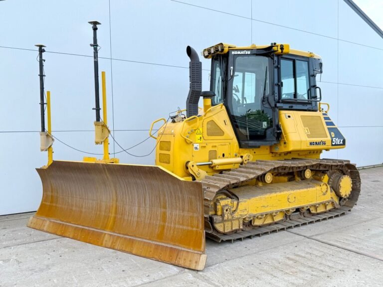 2018 Komatsu D51EX-24 dozer for sale