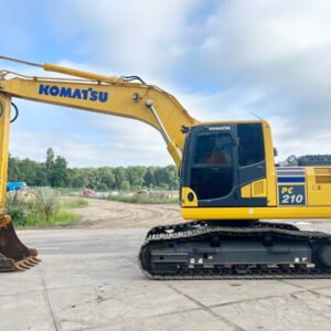 Komatsu PC210 - used heavy machinery for sale