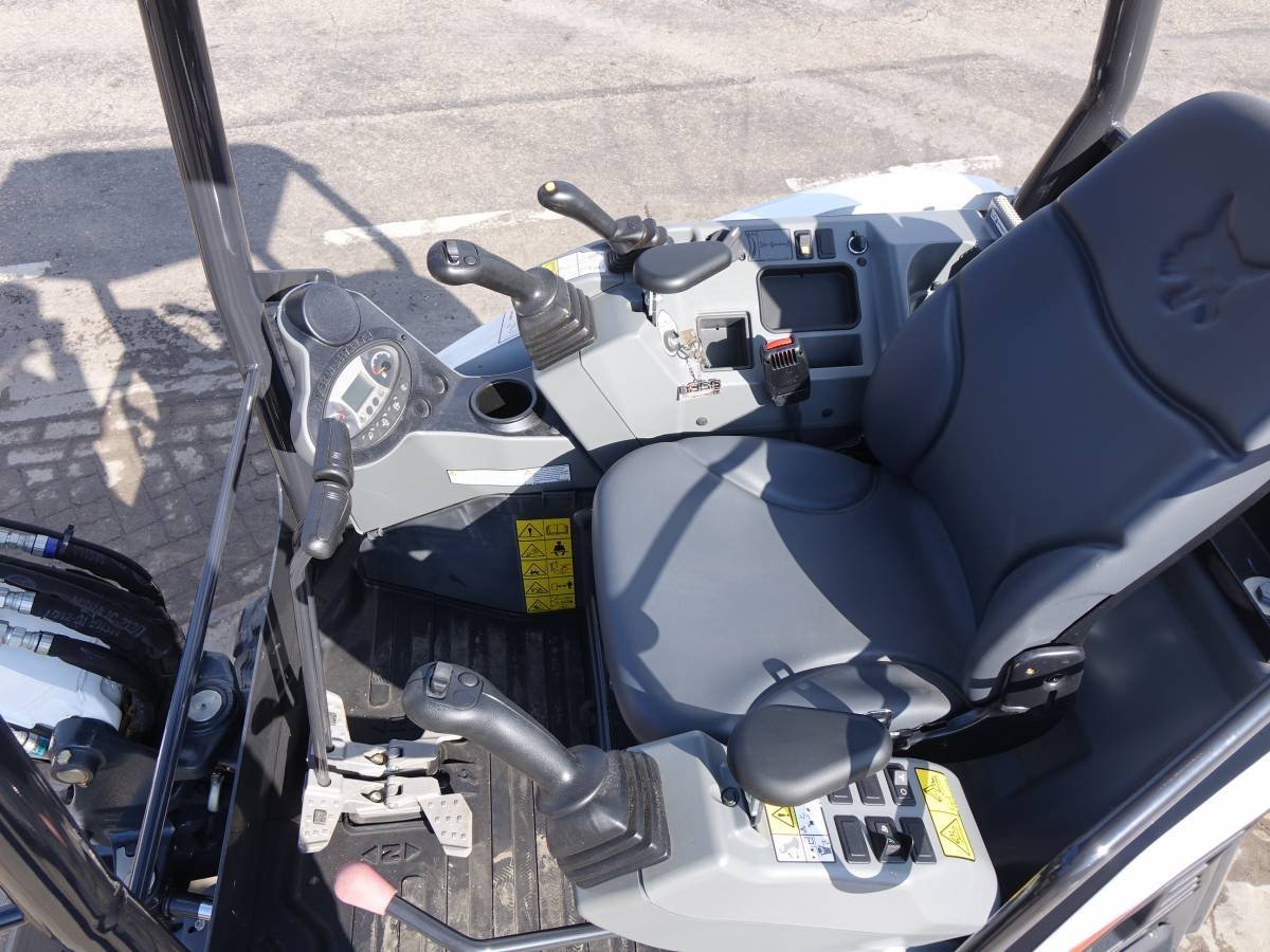 Bobcat E26 - Image 3