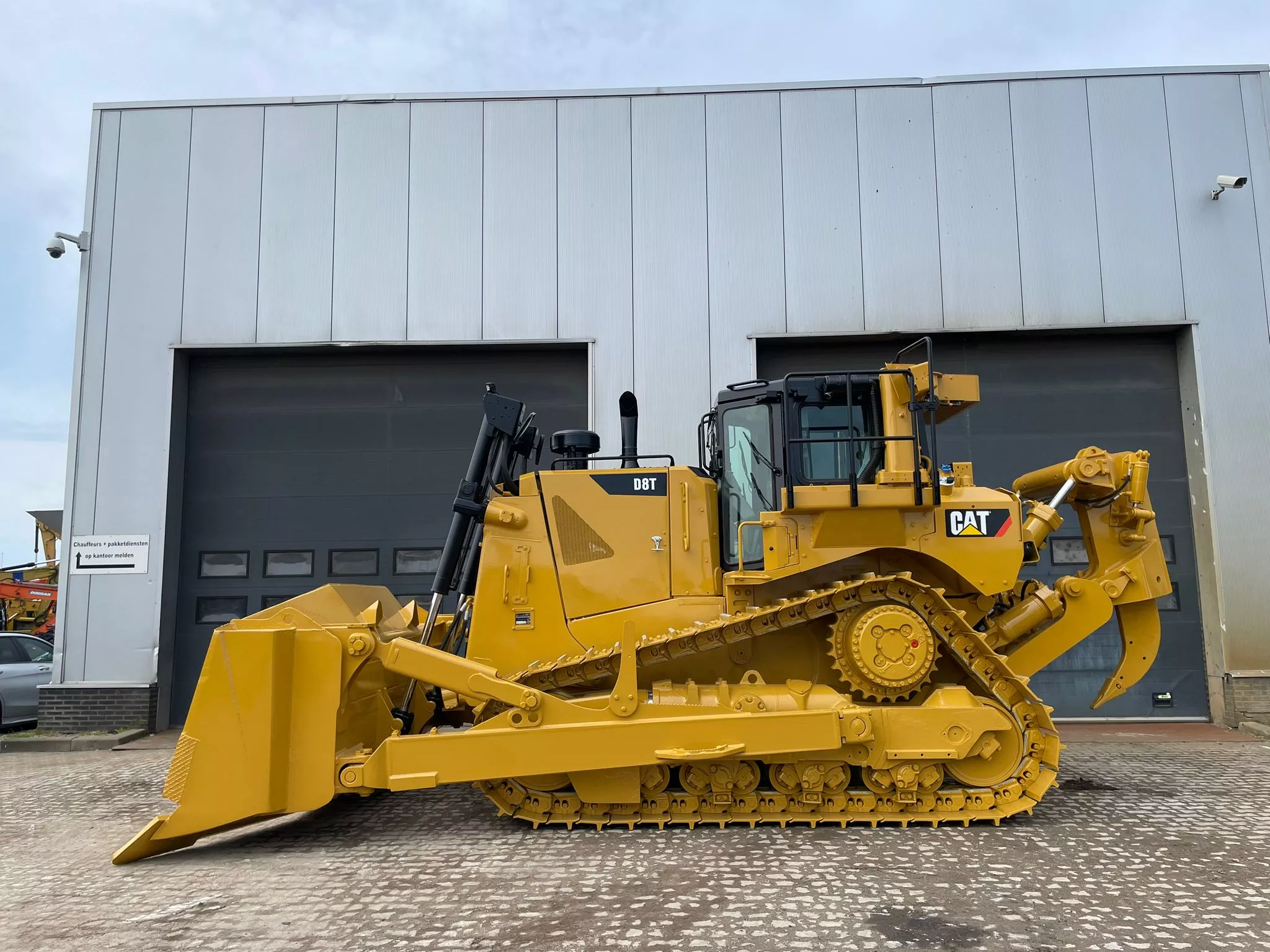 2019 Caterpillar D8T dozer