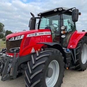 Massey Ferguson 6716S
