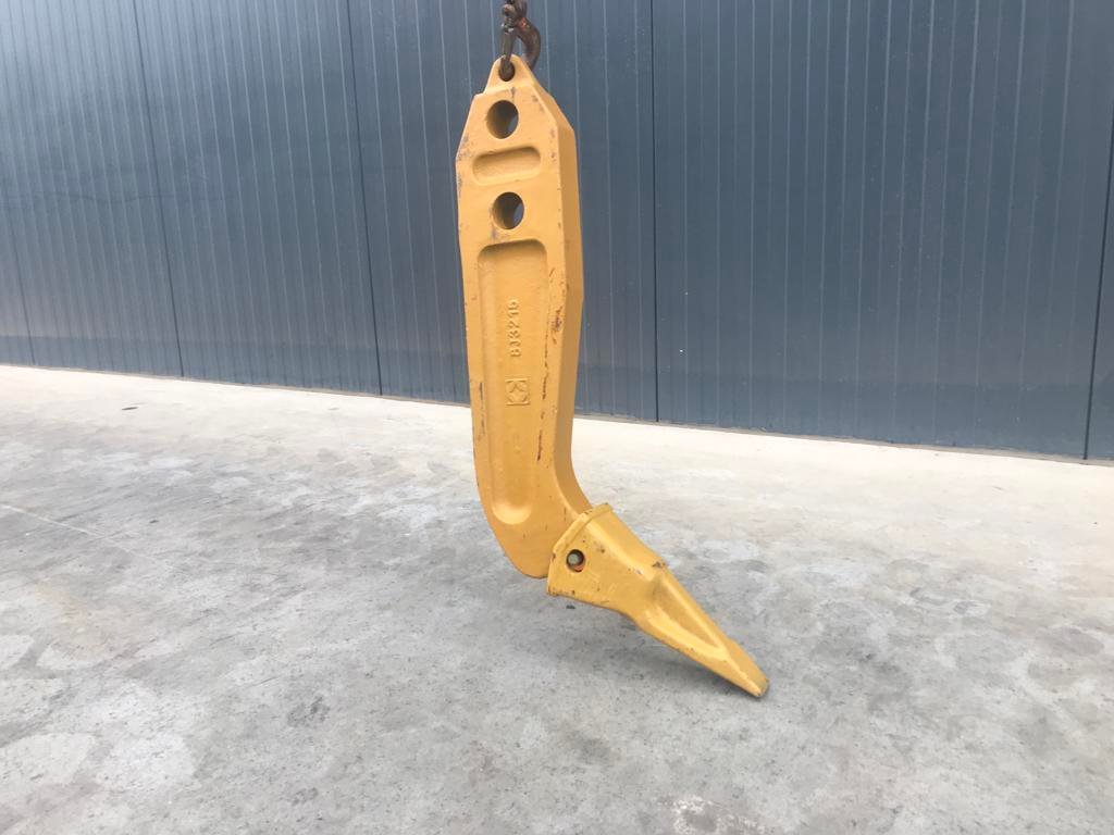 Ripper — Komatsu — D65 SHANK used machinery Germany