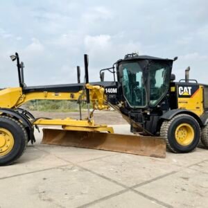 Caterpillar 140M VHP Plus AWD 6x6