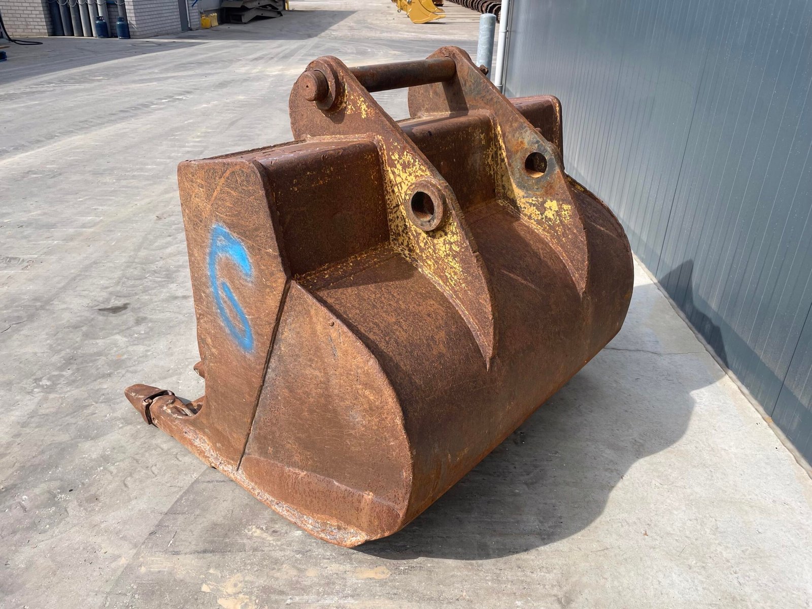 Buckets — Liebherr — SW48 used machinery Germany